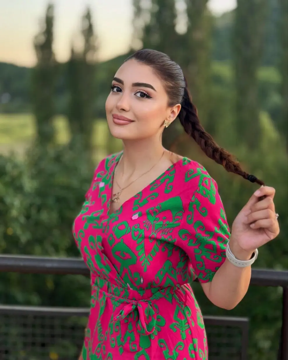 Armenian woman picture