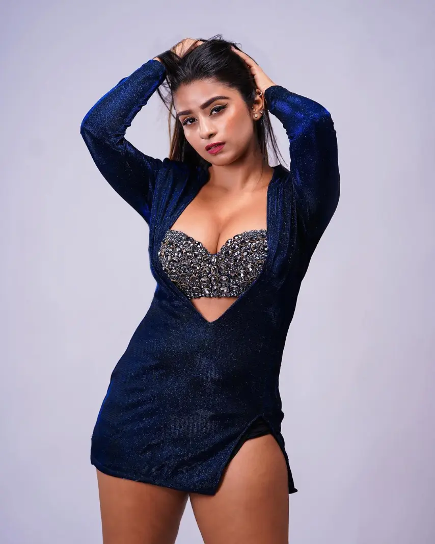 sexy Indian women